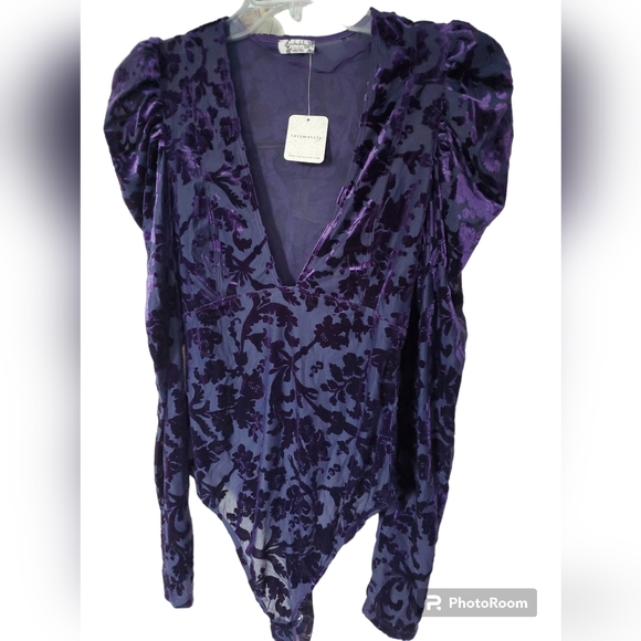 Free People Magic Hour Velvet Bodysuit Sizes L - Picture 5 of 7